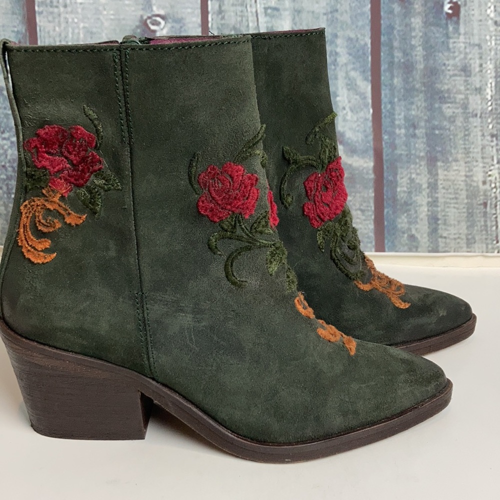 Mala Vita by MTNG Sundance Piper and Pine Embroidered Leather Bootie 38 (7.5)